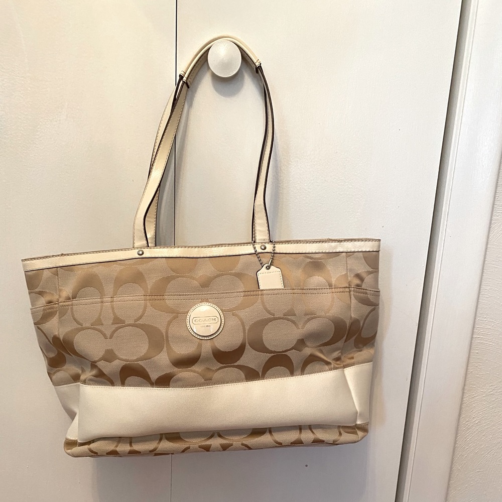 Coach Tote